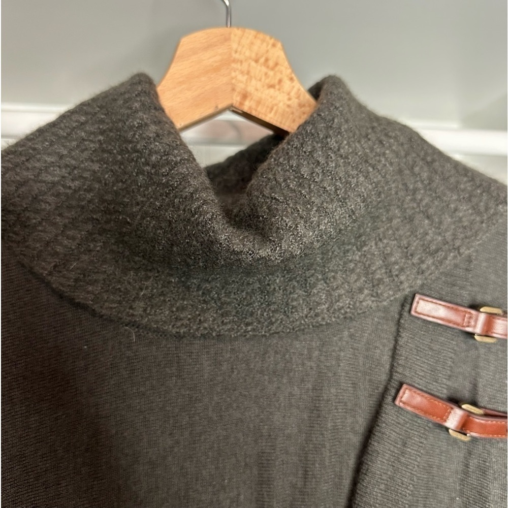 Ellen Tracy Merino Wool Buckle Sweater Cowl Neck Green Size M Old Money - Picture 6 of 12